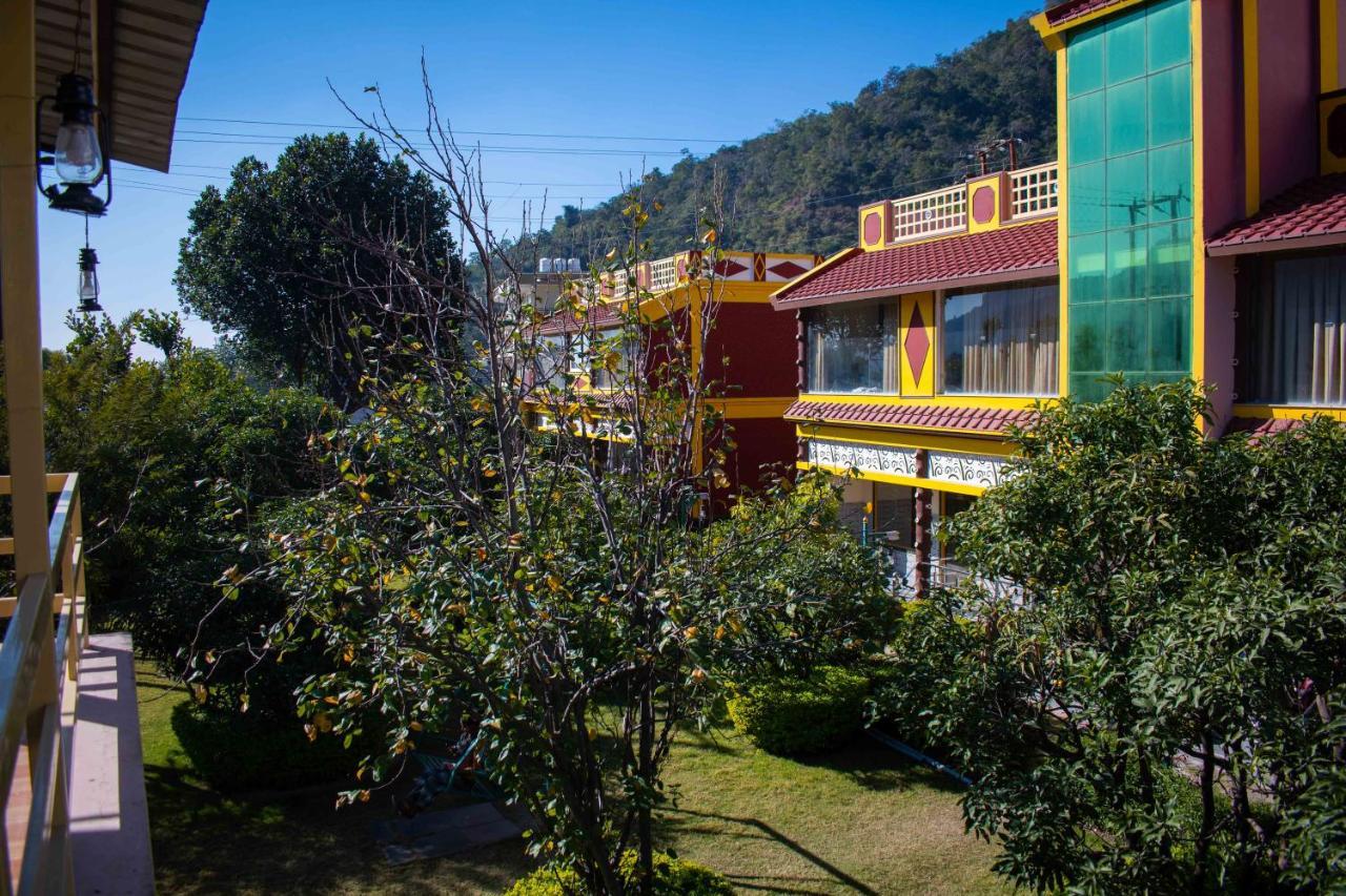 Mvt Guesthouse & Restaurant Rišikéš Exteriér fotografie